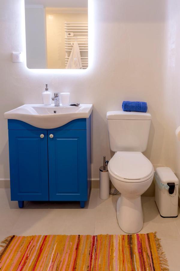 Blue And White Apartment Vipgreece Atina Dış mekan fotoğraf
