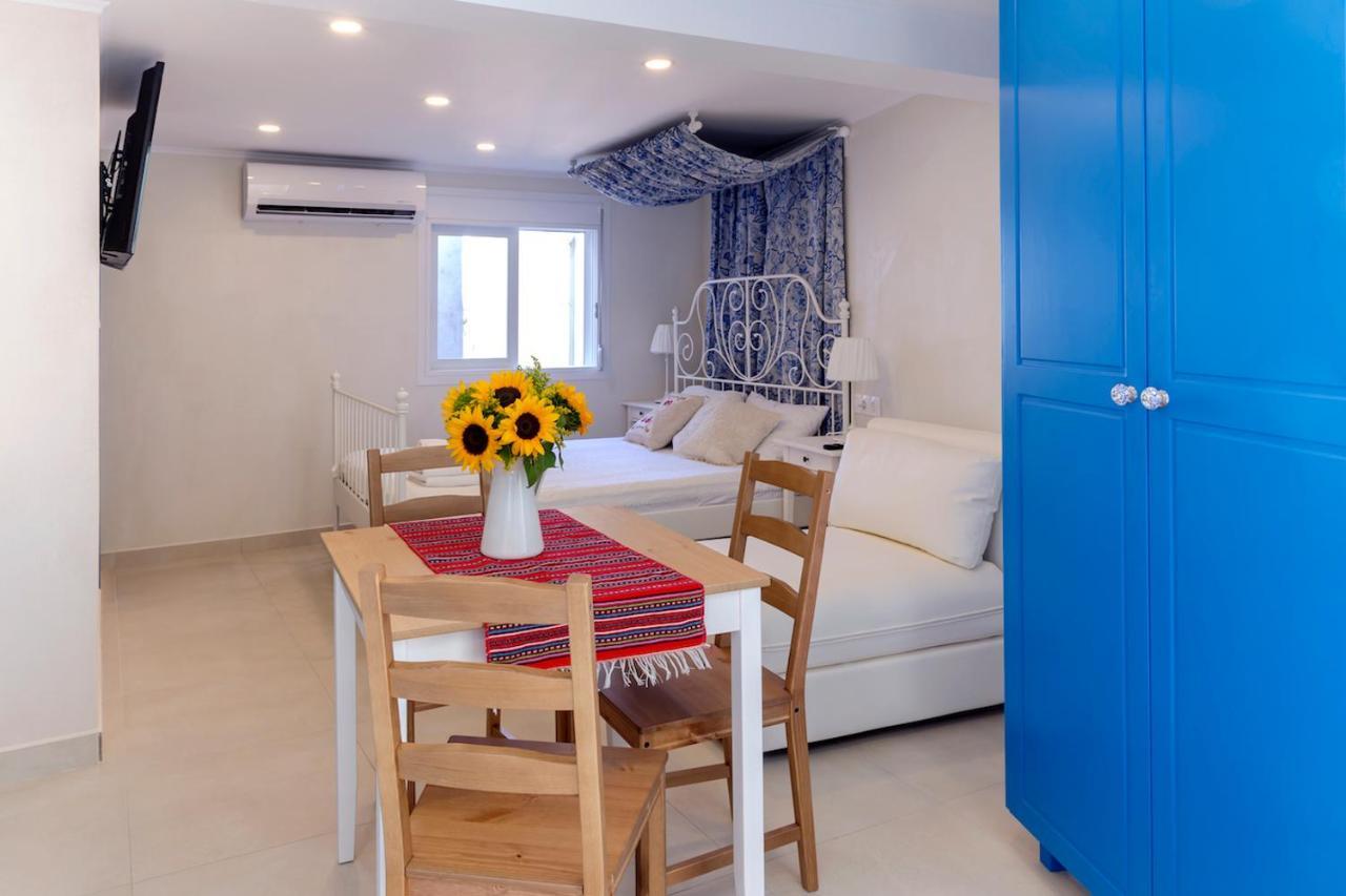 Blue And White Apartment Vipgreece Atina Dış mekan fotoğraf